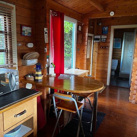 Tudor Lodge With Pool & Bbq Cabin Liskeard Dış mekan fotoğraf
