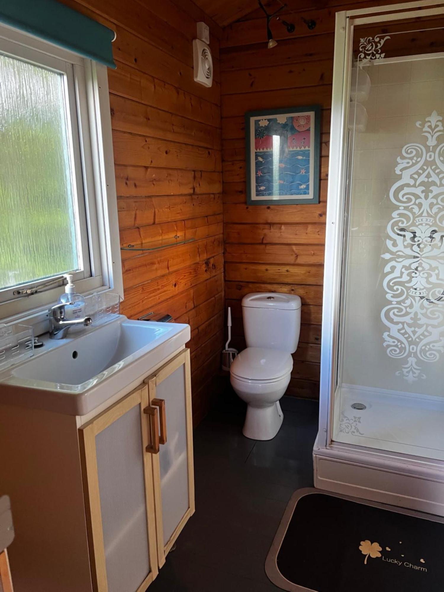 Tudor Lodge With Pool & Bbq Cabin Liskeard Dış mekan fotoğraf